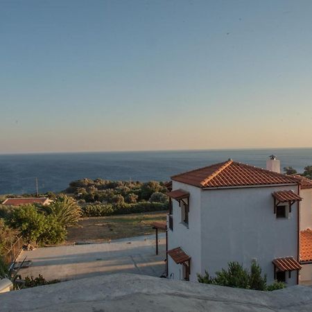 Ligres Beach - 2 Bedrooms Apartment Sea View Agia Paraskevi  Eksteriør billede